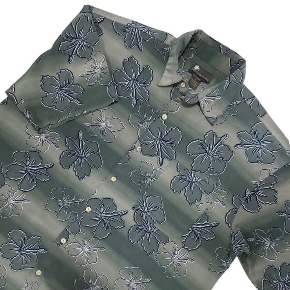 Island Tropics Button Down Mens XL Green Hibiscus Floral Short Sleeve Aloha‎